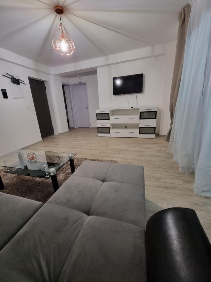 Dreams Escape Apartment Craiova Bagian luar foto
