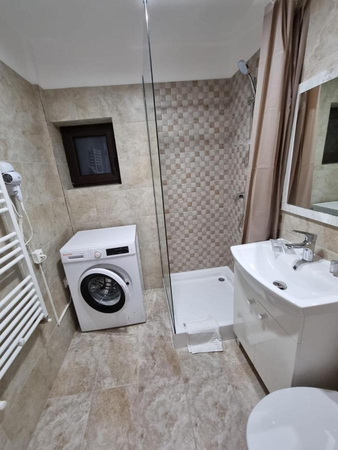 Dreams Escape Apartment Craiova Bagian luar foto